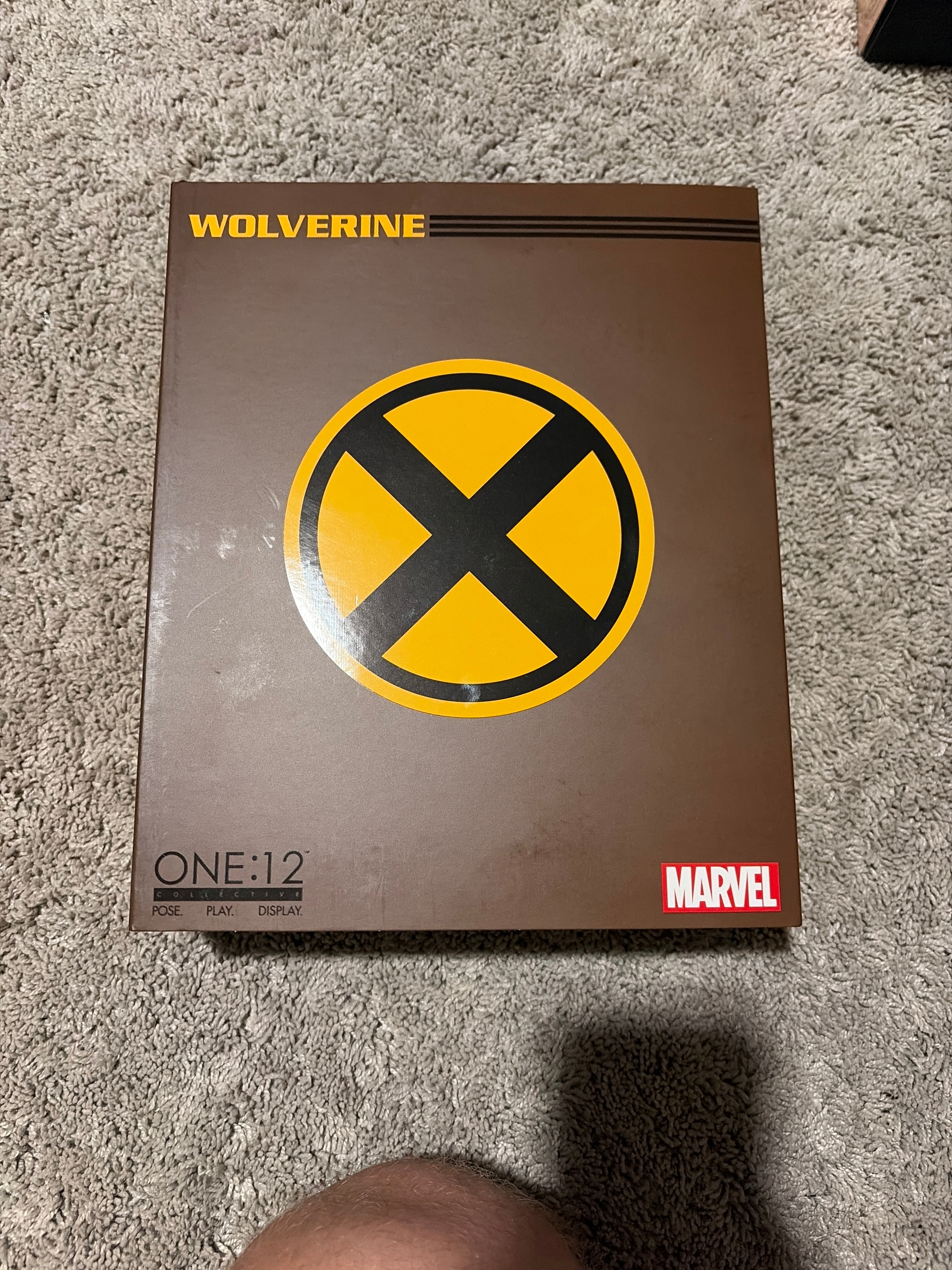 Mezco Wolverine (Brown Suit)
